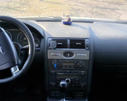 Серый Форд Мондео, объемом двигателя 2 л и пробегом 320 тыс. км за 2708 $, фото 1 на Automoto.ua