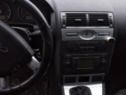 Форд Мондео 2004 у Коропе на Automoto.ua Сірий Форд Мондео, об'ємом двигуна 2 л та пробігом 329 тис. км за 4400 $, фото 1 на Automoto.ua