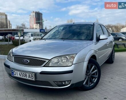 Серый Форд Мондео, объемом двигателя 2 л и пробегом 300 тыс. км за 3300 $, фото 1 на Automoto.ua