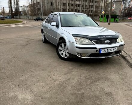 Сірий Форд Мондео, об'ємом двигуна 1.8 л та пробігом 150 тис. км за 3350 $, фото 1 на Automoto.ua