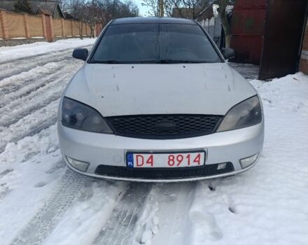 Сірий Форд Мондео, об'ємом двигуна 2 л та пробігом 300 тис. км за 1500 $, фото 1 на Automoto.ua