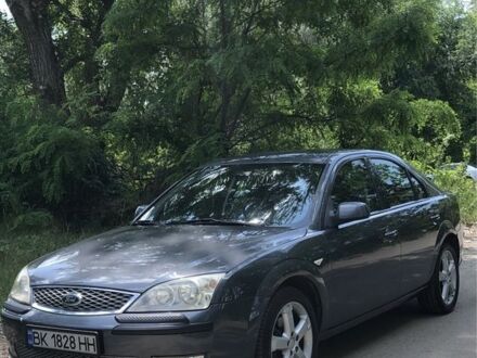 Форд Мондео 2006 в Днепре (Днепропетровске) на Automoto.ua Серый Форд Мондео, объемом двигателя 1.8 л и пробегом 300 тыс. км за 5200 $, фото 1 на Automoto.ua