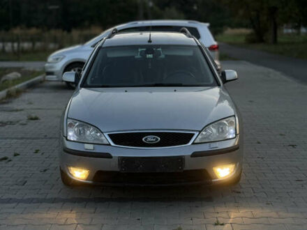 Сірий Форд Мондео, об'ємом двигуна 2 л та пробігом 270 тис. км за 3850 $, фото 1 на Automoto.ua