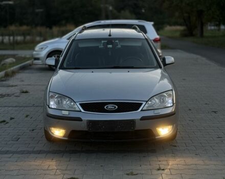 Сірий Форд Мондео, об'ємом двигуна 2 л та пробігом 270 тис. км за 3800 $, фото 1 на Automoto.ua