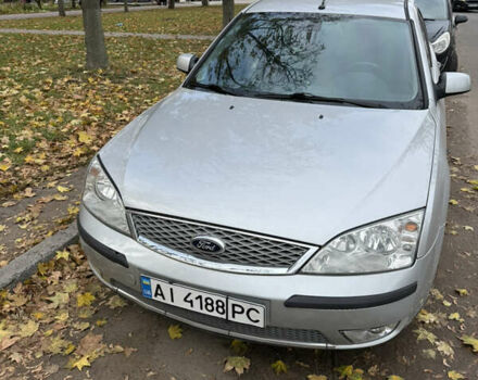 Сірий Форд Мондео, об'ємом двигуна 2 л та пробігом 208 тис. км за 4200 $, фото 1 на Automoto.ua