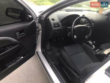 Серый Форд Мондео, объемом двигателя 2.2 л и пробегом 260 тыс. км за 5600 $, фото 1 на Automoto.ua