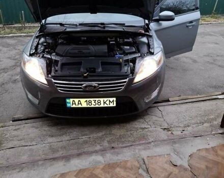 Серый Форд Мондео, объемом двигателя 2 л и пробегом 330 тыс. км за 5715 $, фото 1 на Automoto.ua
