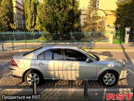 Сірий Форд Мондео, об'ємом двигуна 2 л та пробігом 200 тис. км за 5500 $, фото 1 на Automoto.ua