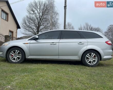Сірий Форд Мондео, об'ємом двигуна 2 л та пробігом 268 тис. км за 5500 $, фото 1 на Automoto.ua