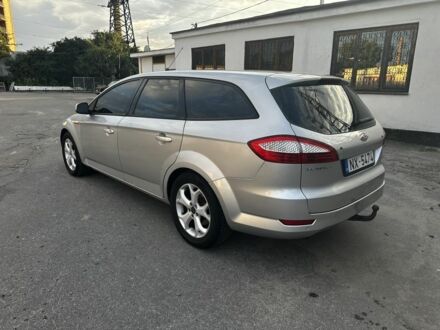 Сірий Форд Мондео, об'ємом двигуна 2 л та пробігом 402 тис. км за 3899 $, фото 1 на Automoto.ua