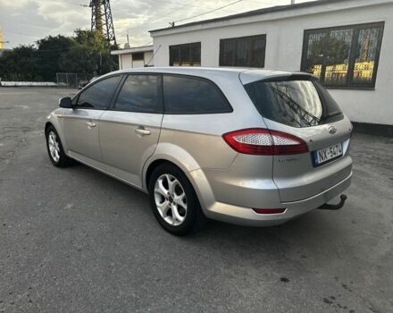 Сірий Форд Мондео, об'ємом двигуна 2 л та пробігом 402 тис. км за 4300 $, фото 1 на Automoto.ua