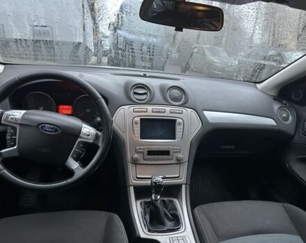 Серый Форд Мондео, объемом двигателя 2 л и пробегом 316 тыс. км за 5000 $, фото 1 на Automoto.ua