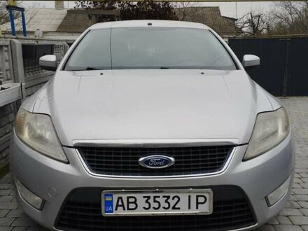 Сірий Форд Мондео, об'ємом двигуна 1.75 л та пробігом 242 тис. км за 7200 $, фото 1 на Automoto.ua