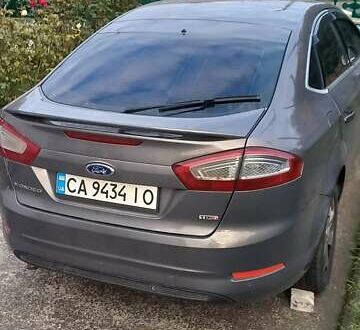 Серый Форд Мондео, объемом двигателя 2 л и пробегом 257 тыс. км за 4888 $, фото 1 на Automoto.ua