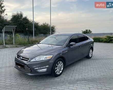 Сірий Форд Мондео, об'ємом двигуна 2 л та пробігом 273 тис. км за 6600 $, фото 1 на Automoto.ua