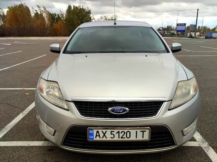 Сірий Форд Мондео, об'ємом двигуна 2 л та пробігом 264 тис. км за 5400 $, фото 1 на Automoto.ua