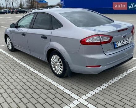 Серый Форд Мондео, объемом двигателя 1.6 л и пробегом 310 тыс. км за 8000 $, фото 1 на Automoto.ua