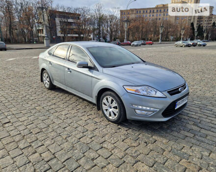 Сірий Форд Мондео, об'ємом двигуна 2 л та пробігом 121 тис. км за 11700 $, фото 1 на Automoto.ua
