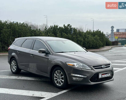 Сірий Форд Мондео, об'ємом двигуна 2 л та пробігом 250 тис. км за 7299 $, фото 1 на Automoto.ua