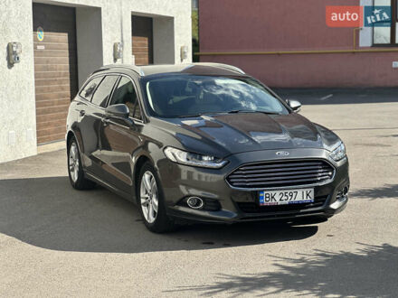 Форд Мондео 2015 в Ровно на Automoto.ua Серый Форд Мондео, объемом двигателя 2 л и пробегом 435 тыс. км за 9700 $, фото 1 на Automoto.ua
