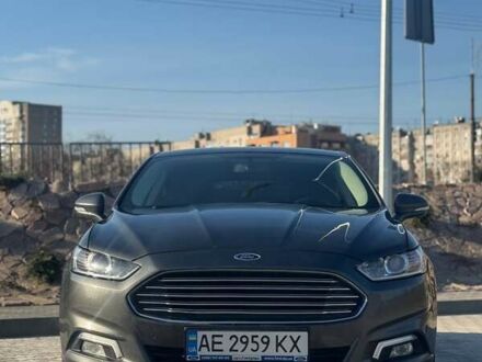 Форд Мондео 2018 в Днепре (Днепропетровске) на Automoto.ua Серый Форд Мондео, объемом двигателя 2 л и пробегом 97 тыс. км за 18881 $, фото 1 на Automoto.ua