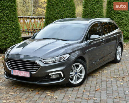 Серый Форд Мондео, объемом двигателя 2 л и пробегом 244 тыс. км за 13900 $, фото 1 на Automoto.ua