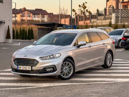 Форд Мондео 2020 в Ровно на Automoto.ua Серый Форд Мондео, объемом двигателя 2 л и пробегом 164 тыс. км за 16700 $, фото 1 на Automoto.ua