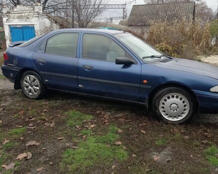 Синій Форд Мондео, об'ємом двигуна 1.8 л та пробігом 200 тис. км за 999 $, фото 1 на Automoto.ua