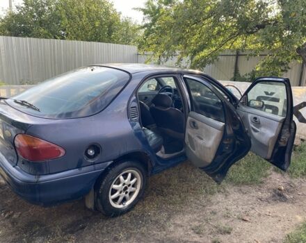 Синий Форд Мондео, объемом двигателя 1.6 л и пробегом 388 тыс. км за 1100 $, фото 2 на Automoto.ua