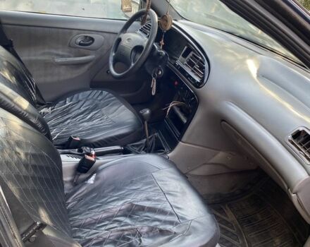 Синий Форд Мондео, объемом двигателя 1.6 л и пробегом 388 тыс. км за 1100 $, фото 3 на Automoto.ua