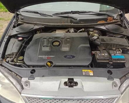 Синій Форд Мондео, об'ємом двигуна 2 л та пробігом 220 тис. км за 4500 $, фото 4 на Automoto.ua