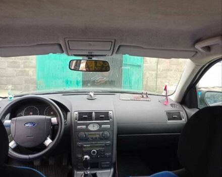 Синій Форд Мондео, об'ємом двигуна 2 л та пробігом 220 тис. км за 4500 $, фото 6 на Automoto.ua