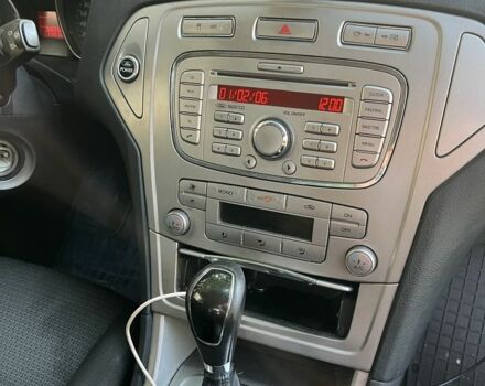 Синий Форд Мондео, объемом двигателя 2 л и пробегом 370 тыс. км за 4100 $, фото 4 на Automoto.ua