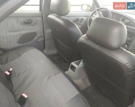 Синій Форд Мондео, об'ємом двигуна 1.6 л та пробігом 270 тис. км за 1399 $, фото 3 на Automoto.ua