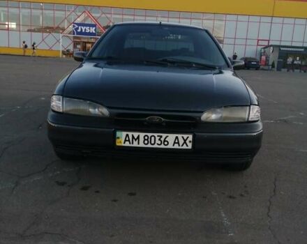 Синий Форд Мондео, объемом двигателя 1.8 л и пробегом 540 тыс. км за 1500 $, фото 2 на Automoto.ua