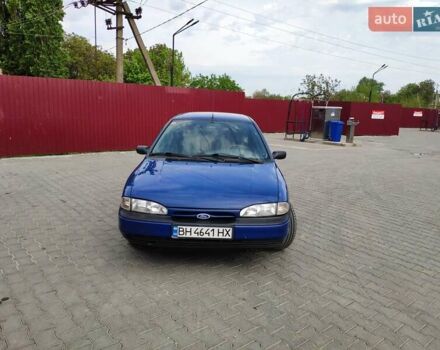 Синий Форд Мондео, объемом двигателя 1.8 л и пробегом 305 тыс. км за 2200 $, фото 1 на Automoto.ua