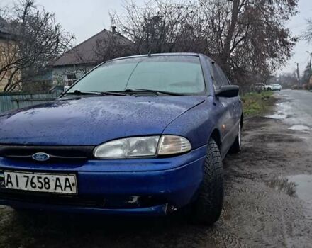 Синий Форд Мондео, объемом двигателя 1.8 л и пробегом 405 тыс. км за 1650 $, фото 2 на Automoto.ua