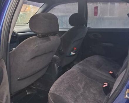 Синий Форд Мондео, объемом двигателя 1.8 л и пробегом 405 тыс. км за 1650 $, фото 15 на Automoto.ua