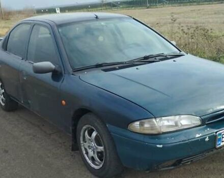 Синий Форд Мондео, объемом двигателя 1.8 л и пробегом 393 тыс. км за 1650 $, фото 2 на Automoto.ua