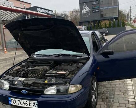 Синий Форд Мондео, объемом двигателя 1.8 л и пробегом 256 тыс. км за 1700 $, фото 4 на Automoto.ua