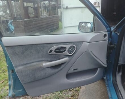 Синий Форд Мондео, объемом двигателя 2 л и пробегом 450 тыс. км за 650 $, фото 7 на Automoto.ua