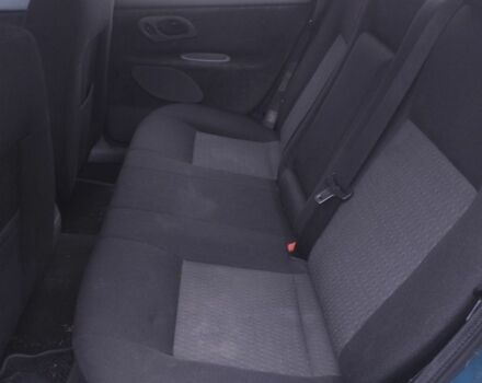 Синий Форд Мондео, объемом двигателя 2 л и пробегом 450 тыс. км за 650 $, фото 8 на Automoto.ua