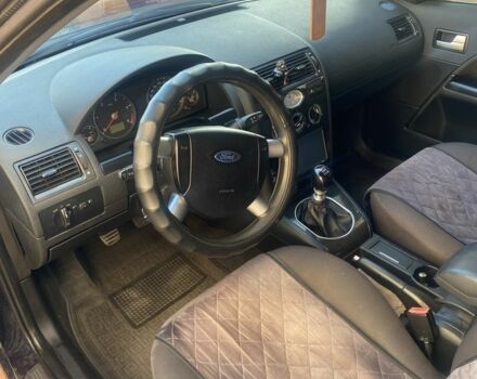 Синий Форд Мондео, объемом двигателя 2 л и пробегом 350 тыс. км за 4300 $, фото 7 на Automoto.ua