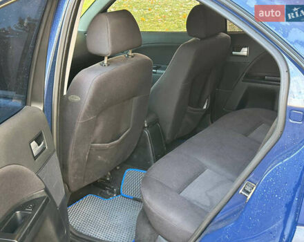 Синій Форд Мондео, об'ємом двигуна 2 л та пробігом 699 тис. км за 2700 $, фото 8 на Automoto.ua