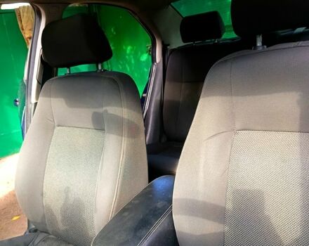 Синій Форд Мондео, об'ємом двигуна 1.8 л та пробігом 100 тис. км за 2500 $, фото 3 на Automoto.ua