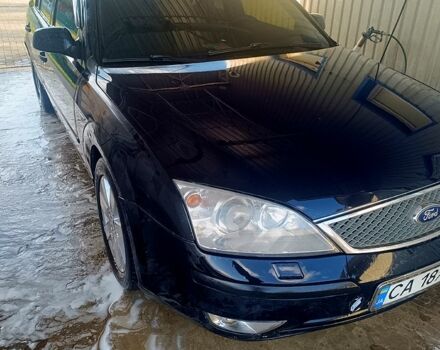 Форд Мондео 2004 в Славянске на Automoto.ua Синий Форд Мондео, объемом двигателя 2 л и пробегом 400 тыс. км за 3300 $, фото 1 на Automoto.ua