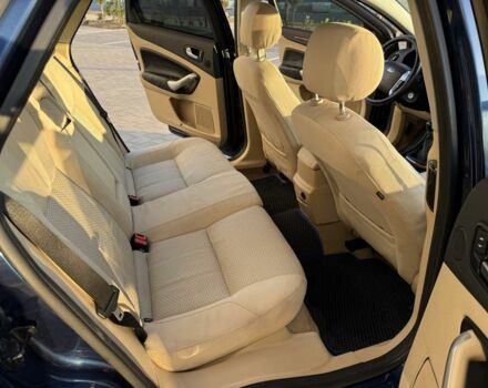 Синій Форд Мондео, об'ємом двигуна 2 л та пробігом 257 тис. км за 5600 $, фото 19 на Automoto.ua