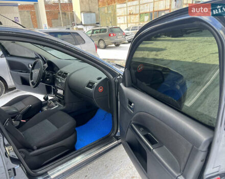 Синій Форд Мондео, об'ємом двигуна 2 л та пробігом 300 тис. км за 3550 $, фото 13 на Automoto.ua