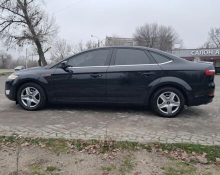 Синий Форд Мондео, объемом двигателя 2 л и пробегом 265 тыс. км за 7200 $, фото 1 на Automoto.ua