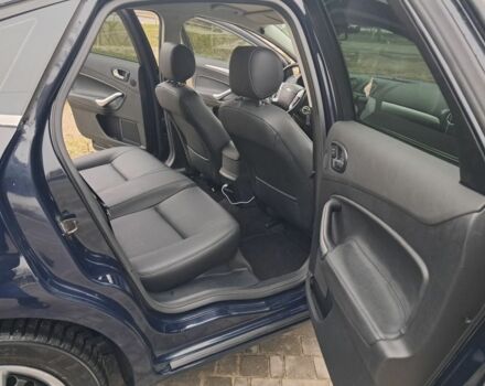 Синий Форд Мондео, объемом двигателя 2 л и пробегом 265 тыс. км за 7200 $, фото 15 на Automoto.ua